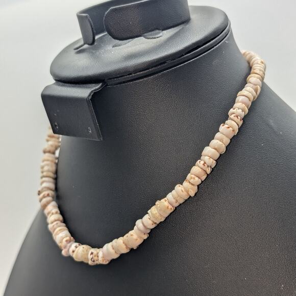 Genuine Puka Shell Vintage Barrel Clasp 16" Necklace - Picture 2 of 4